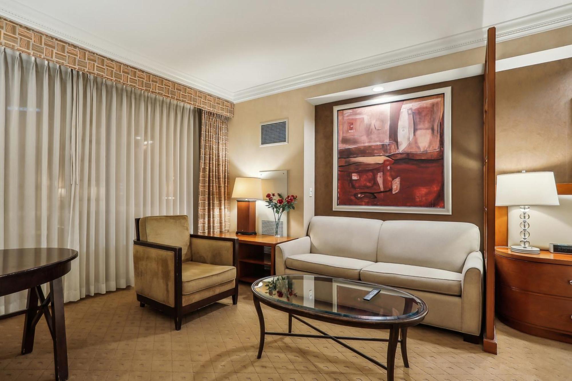 Mgm Signature Deluxe Balcony Strip View Suite Las Vegas Exterior photo