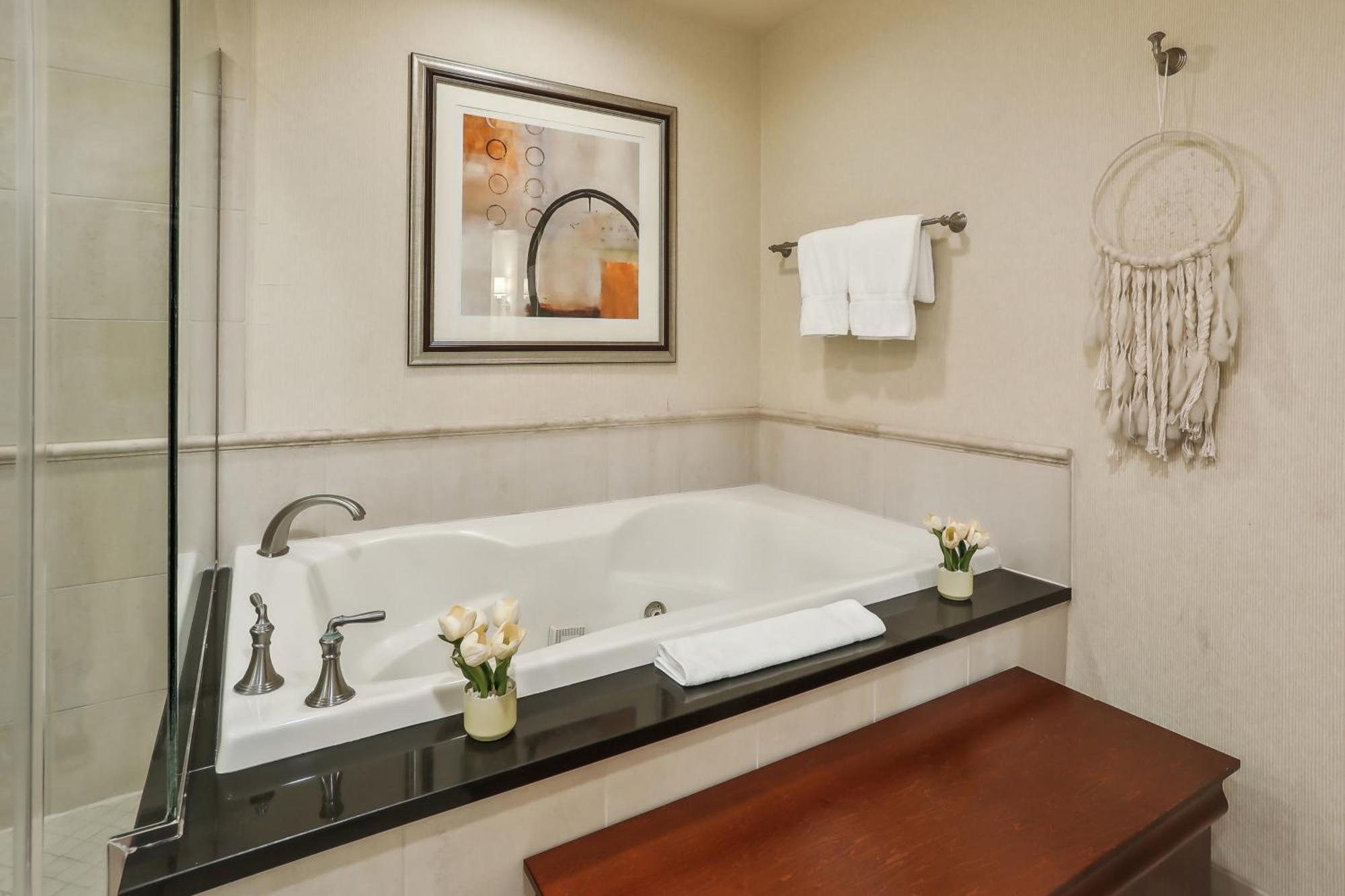 Mgm Signature Deluxe Balcony Strip View Suite Las Vegas Exterior photo